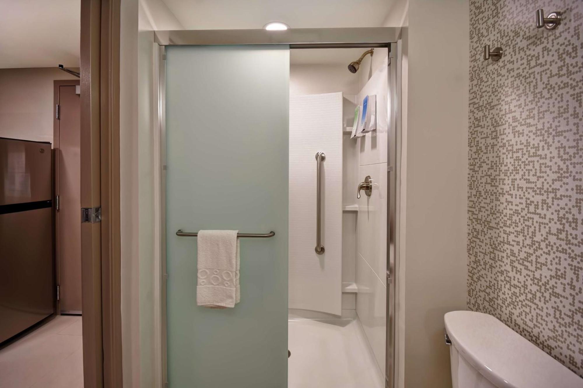 Home2 Suites By Hilton Lagrange Exterior photo